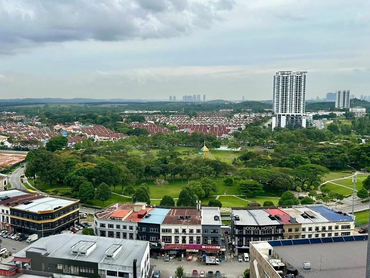 1810 Skytree Bukitindah Aeon Legoland 2-3Pax Daire Johor Bahru
